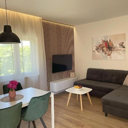 Penny Epetium Apartment Stobreč Екстериор снимка